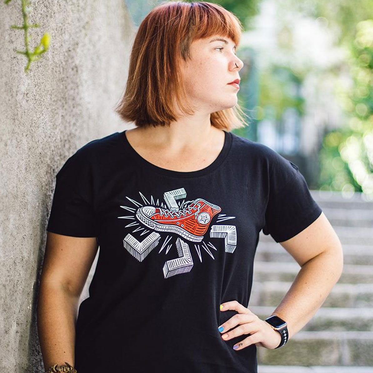 Dámske tričko Bojovníčka proti fašizmu